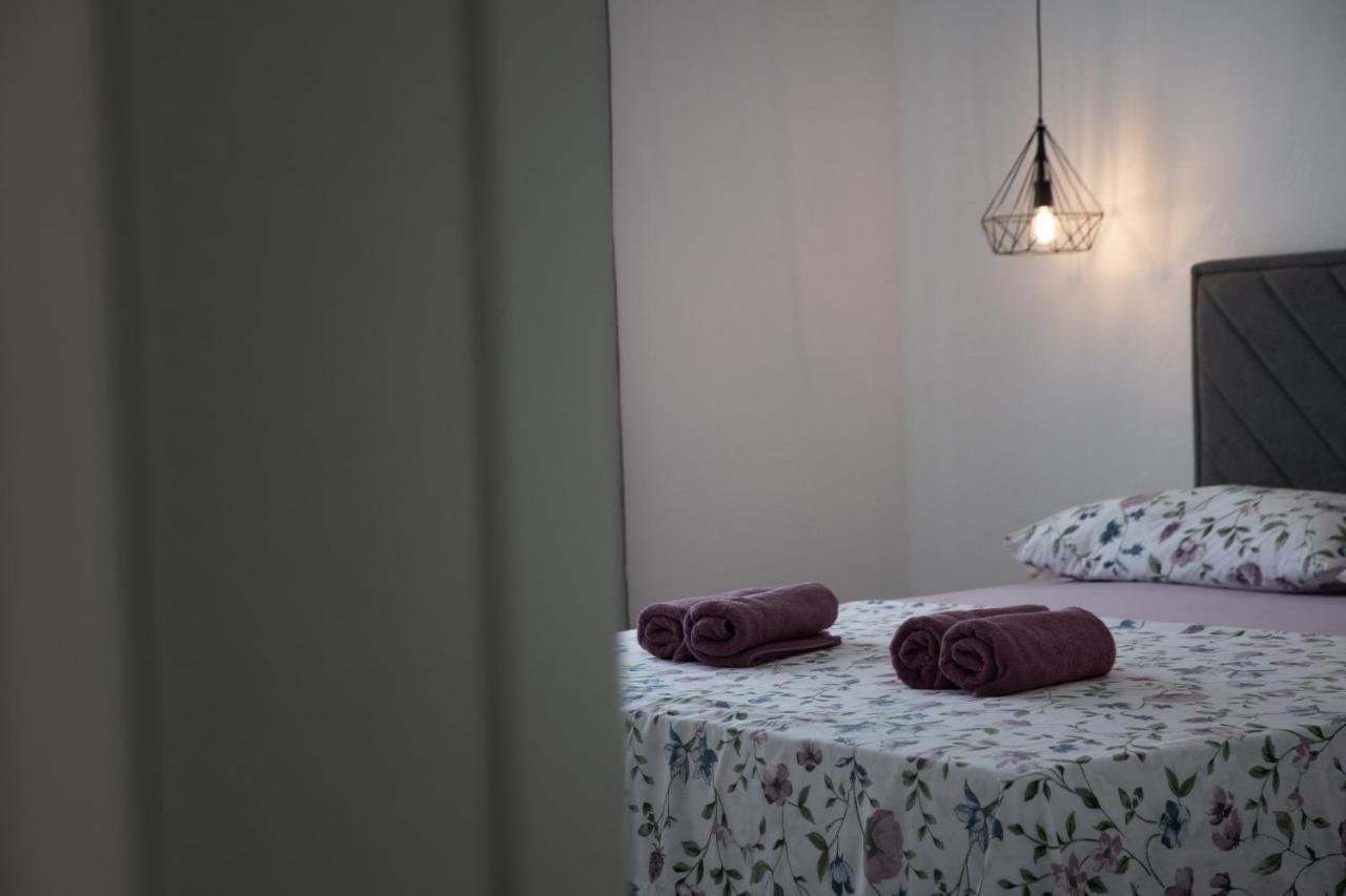 Apartmani Tomas Tučepi Exterior foto