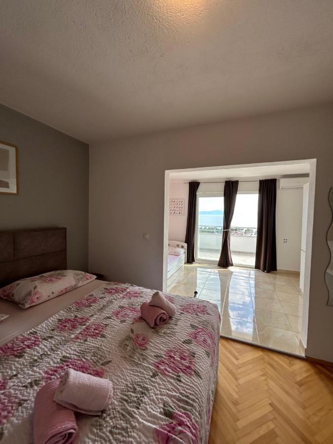 Apartmani Tomas Tučepi Exterior foto