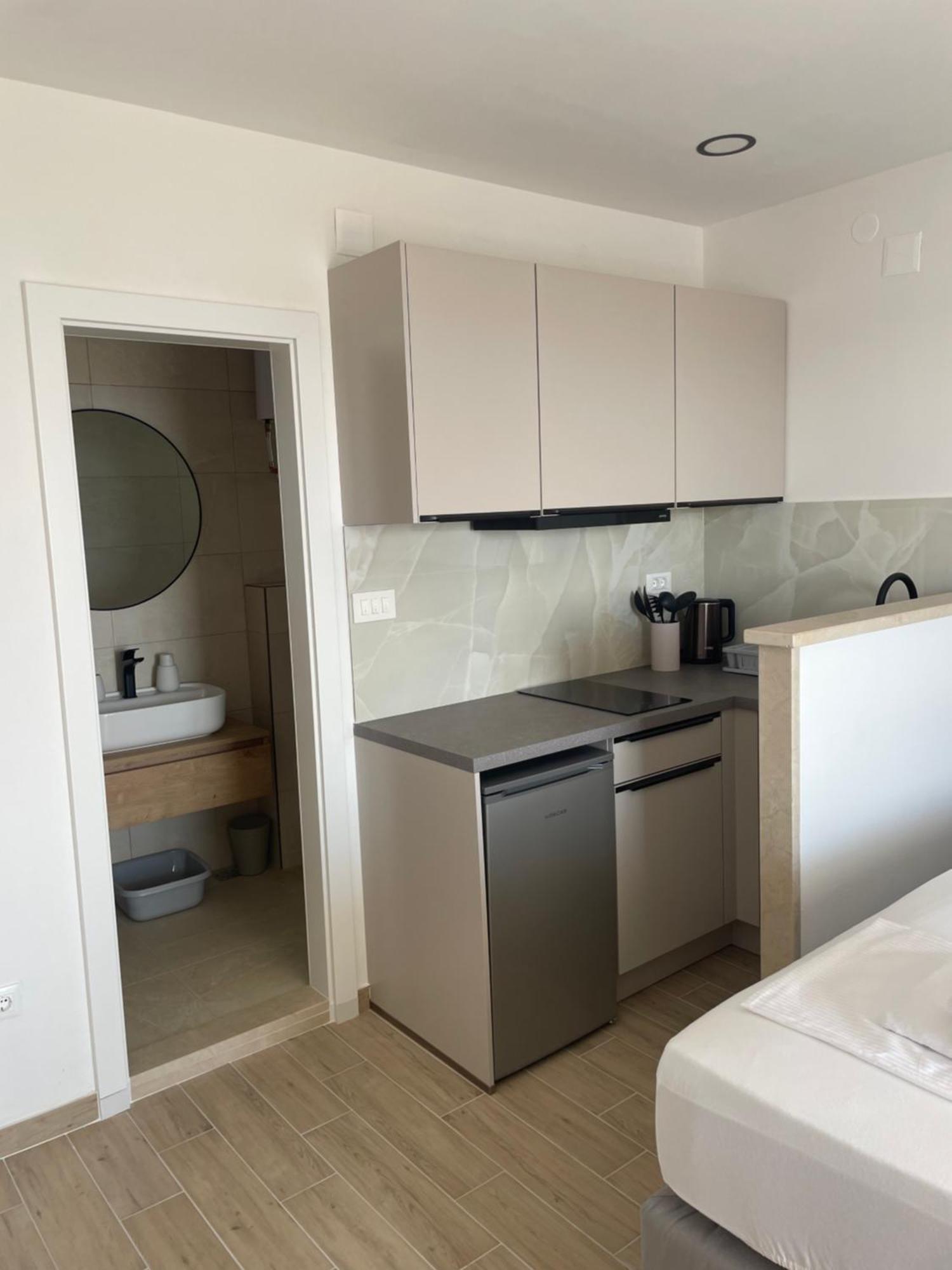 Apartmani Tomas Tučepi Exterior foto