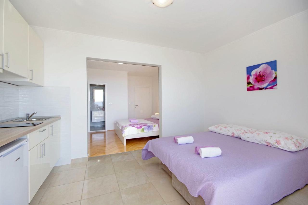 Apartmani Tomas Tučepi Exterior foto