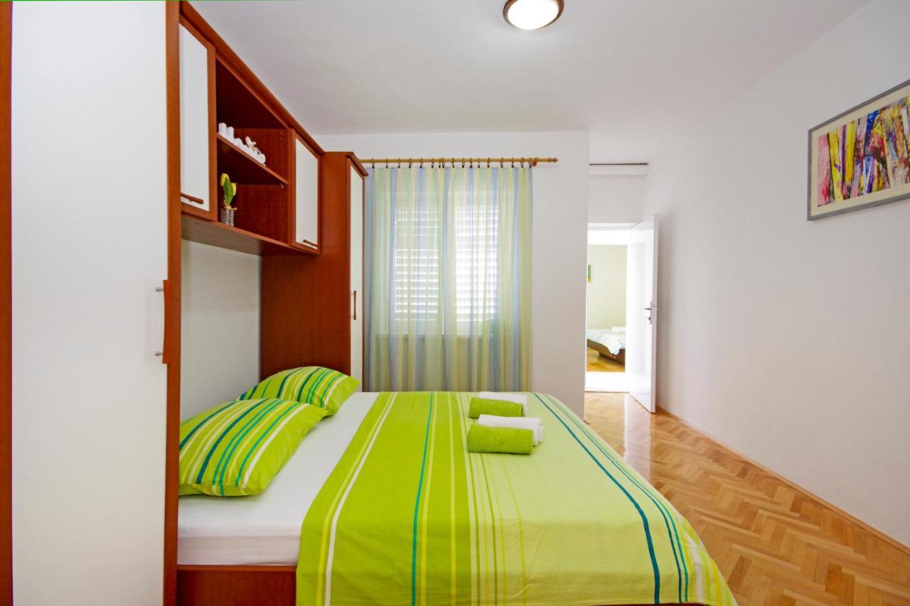 Apartmani Tomas Tučepi Exterior foto